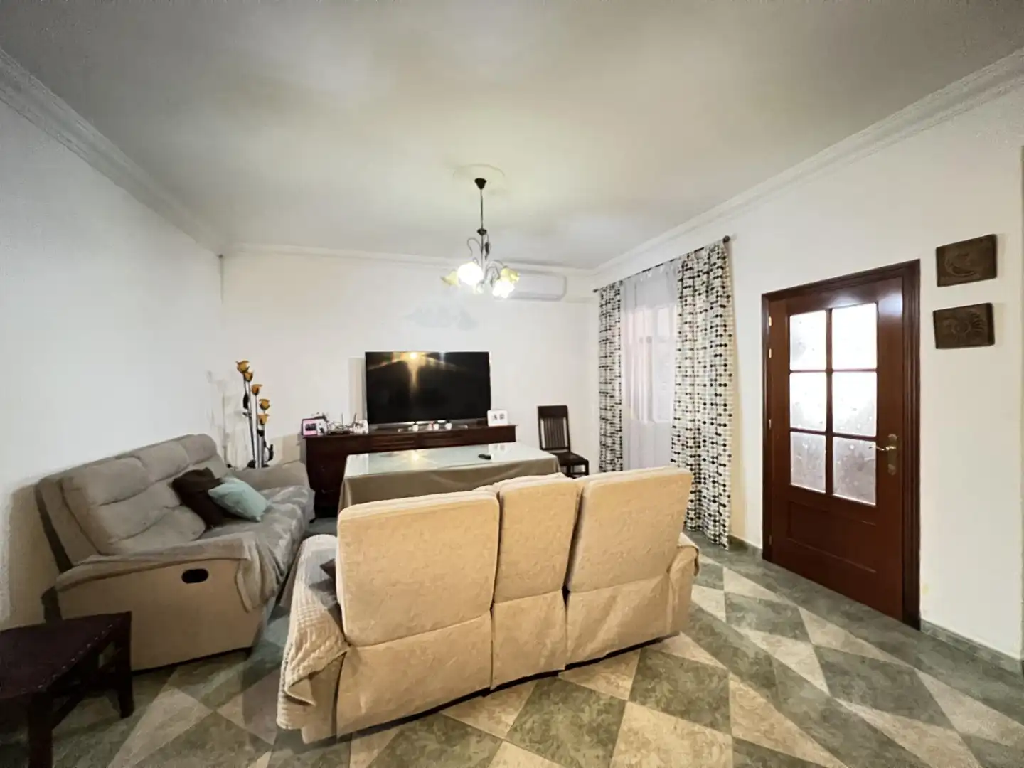 Sala de estar de Casa o chalet en venta en Alameda con Aire acondicionado, Calefacción y Terraza