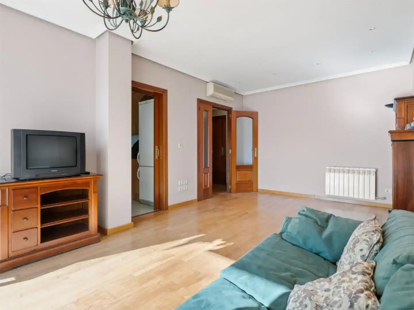 Sala d'estar de Àtic en venda en Molins de Rei amb Aire condicionat i Balcó