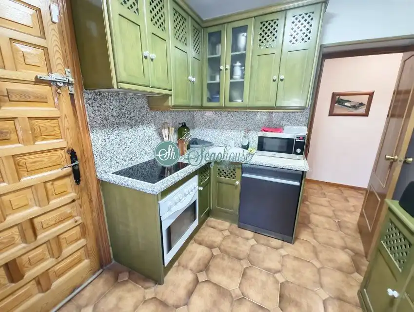 Detached house with garden for sale in Valverde del Majano, imagen 42
