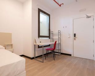 Dormitori de Casa o xalet per a compartir en  Zaragoza Capital amb Aire condicionat i Terrassa