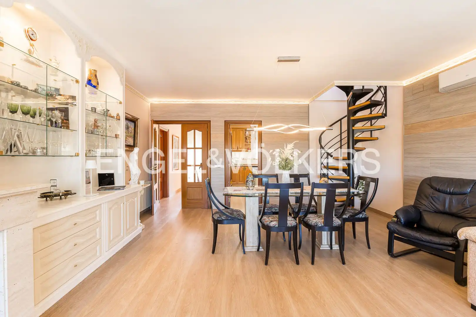 Comedor de Casa o chalet en venta en Esparreguera con Aire acondicionado, Calefacción y Jardín privado