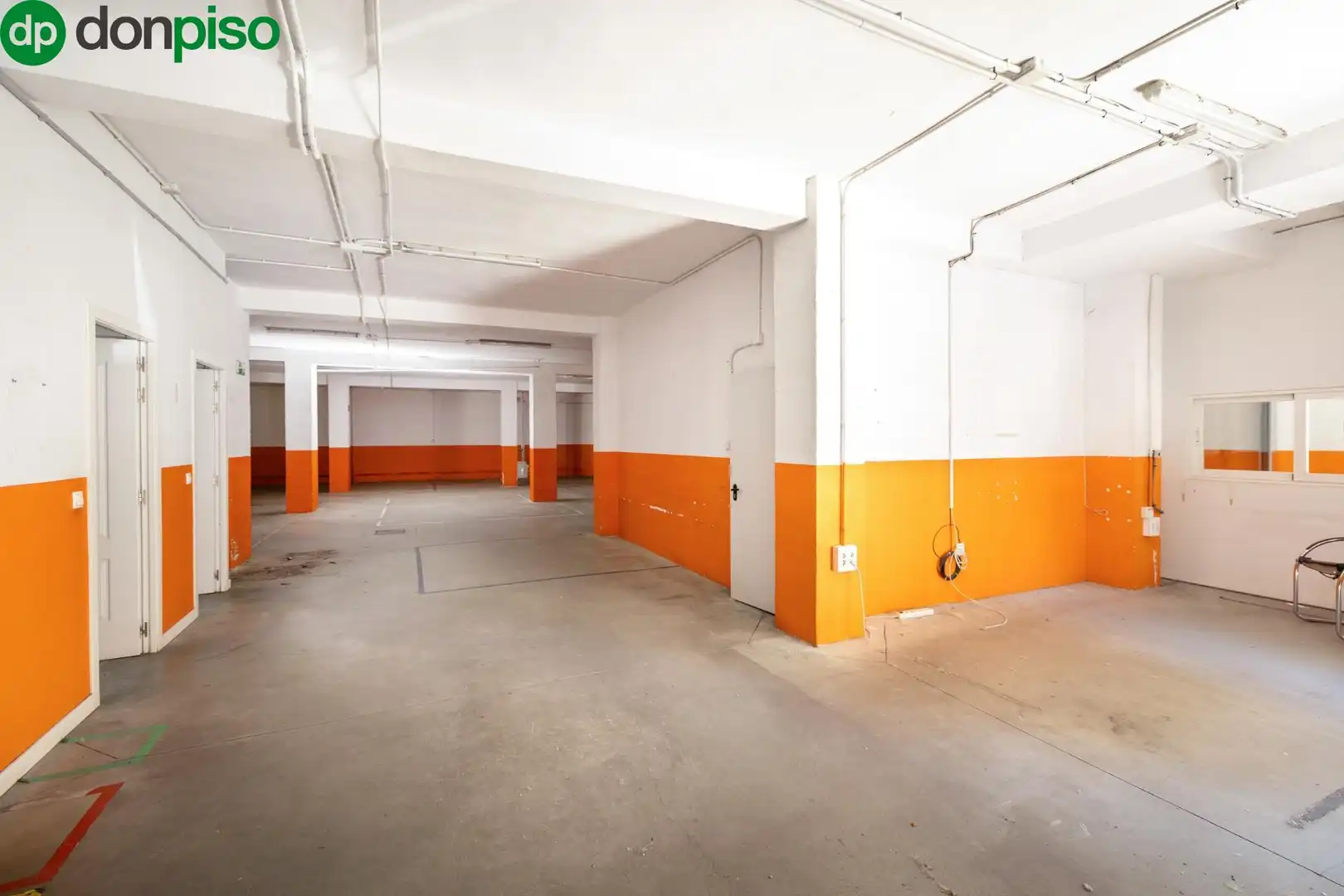 Local comercial en venta en Calle Calle Abderrahmán 11, imagen 7