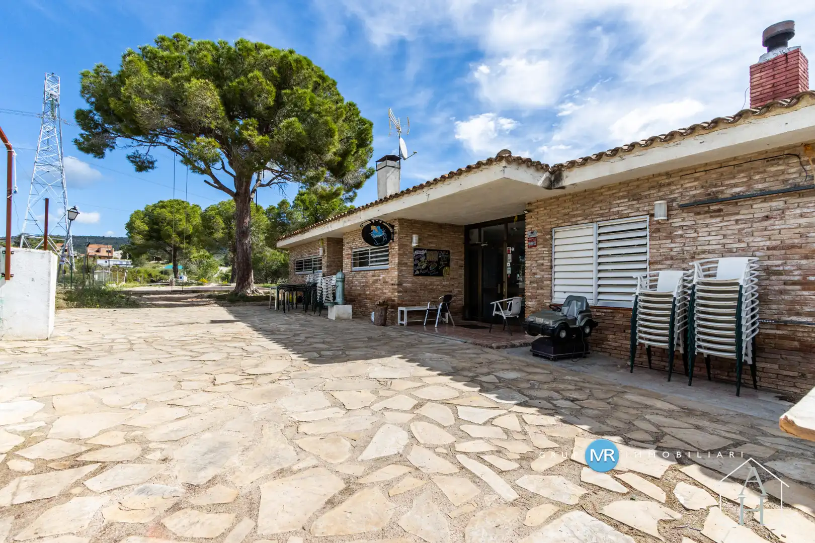 Landhaus mit Terrasse zum Verkauf in Carrer Madrid 976, imagen 52