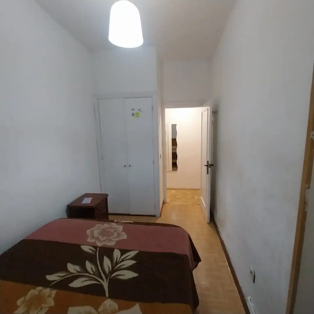 Habitación de Piso en venta en Valladolid con Calefacción, Parquet y Terraza