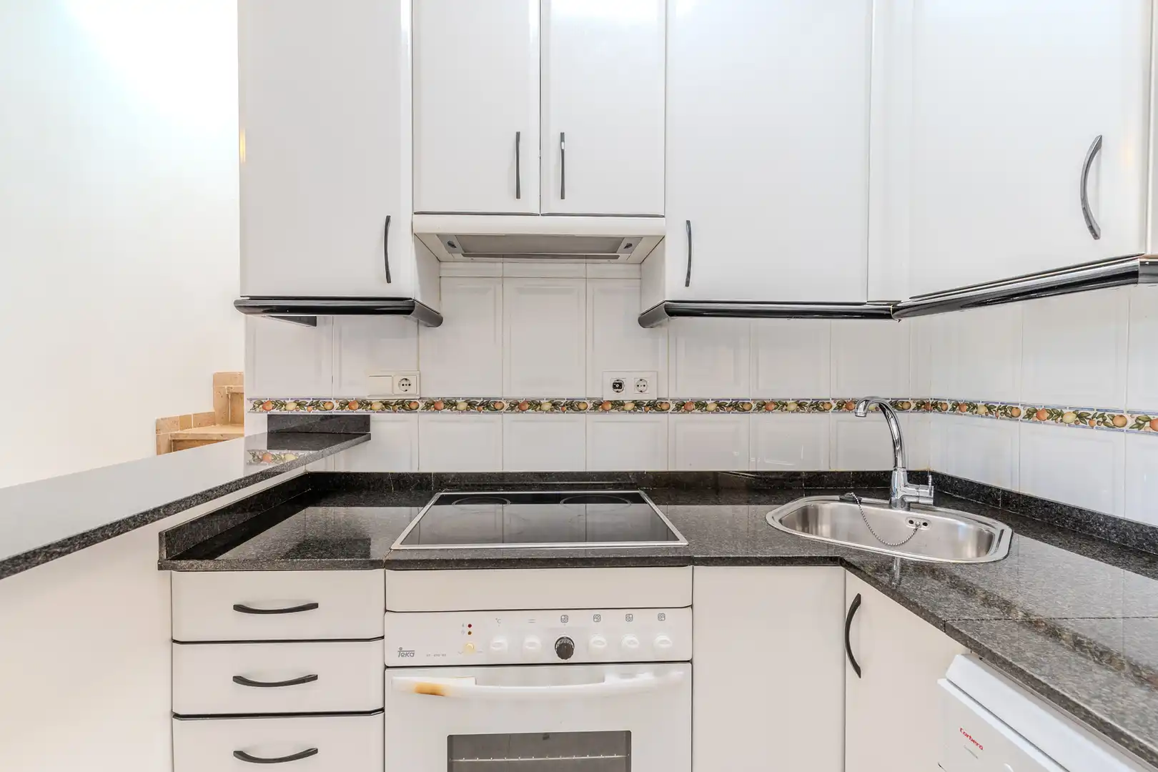 Cocina de Casa o chalet en venta en L'Ametlla de Mar  con Aire acondicionado, Calefacción y Jardín privado