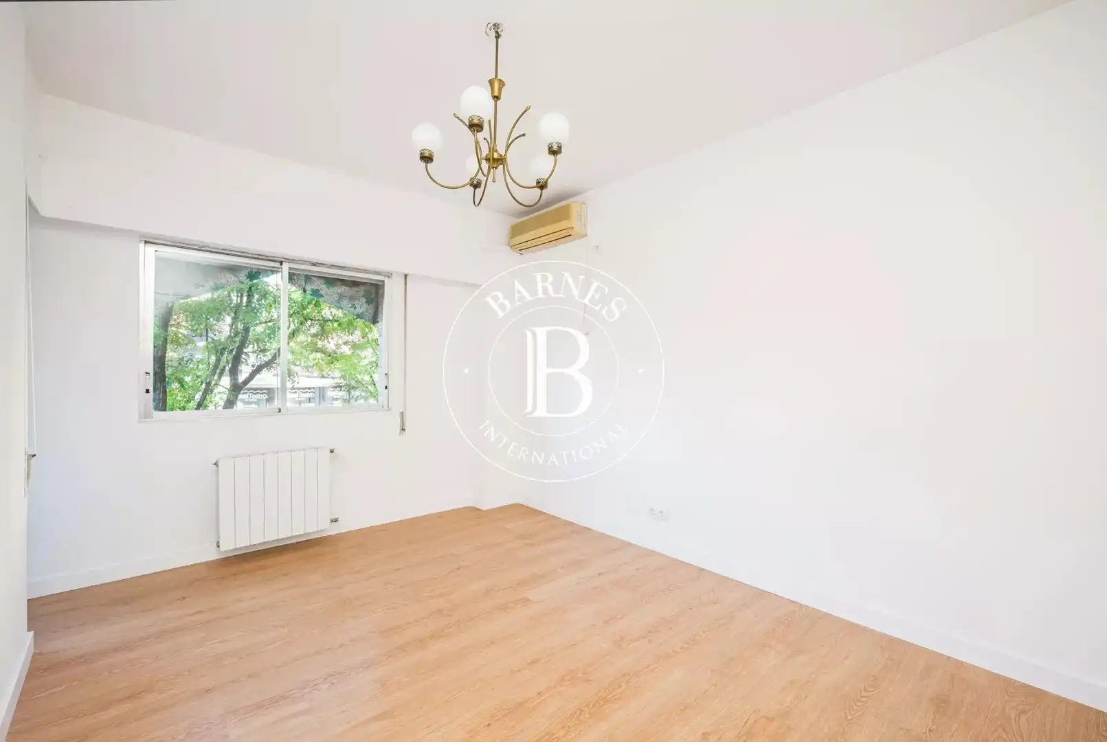 Bedroom of Flat for rent in Madrid  with Air Conditioner, Heating and Terrace