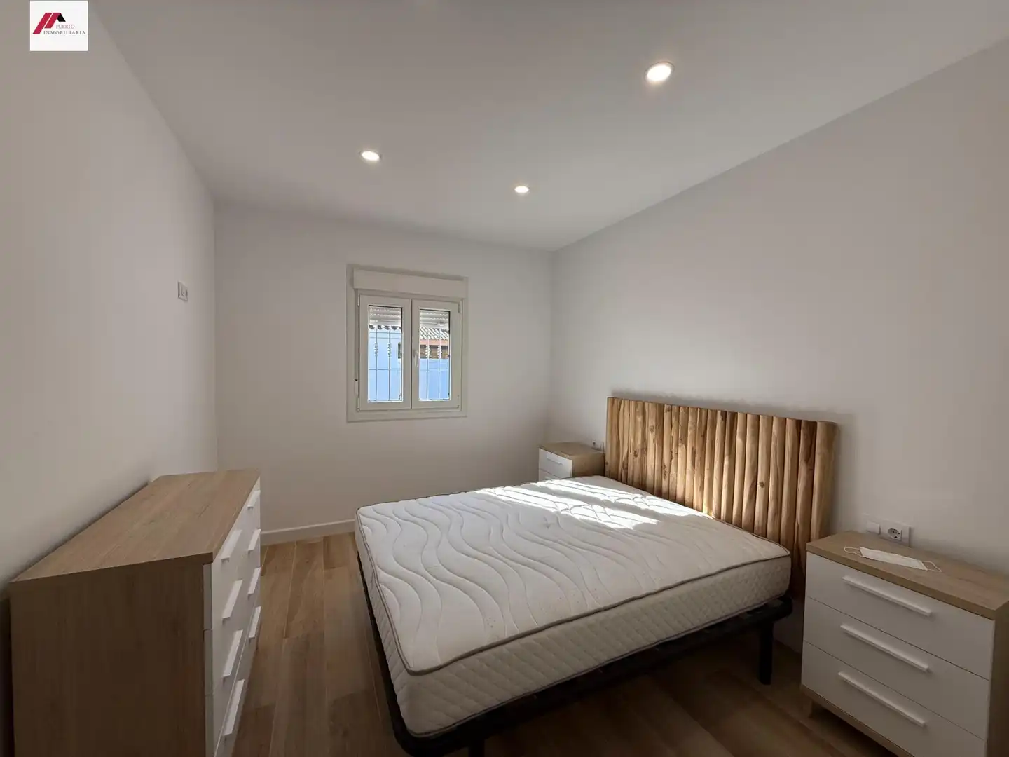 Dormitori de Casa o xalet en venda en El Puerto de Santa María amb Aire condicionat, Jardí privat i Moblat