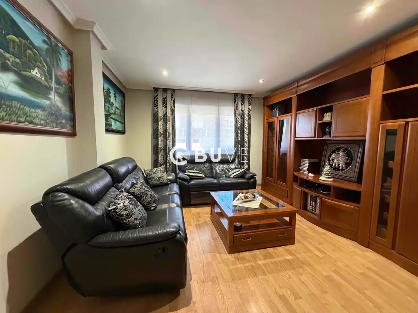 Wohnzimmer von Einfamilien-Reihenhaus zum Verkauf in Valencia de Don Juan mit Heizung und Terrasse