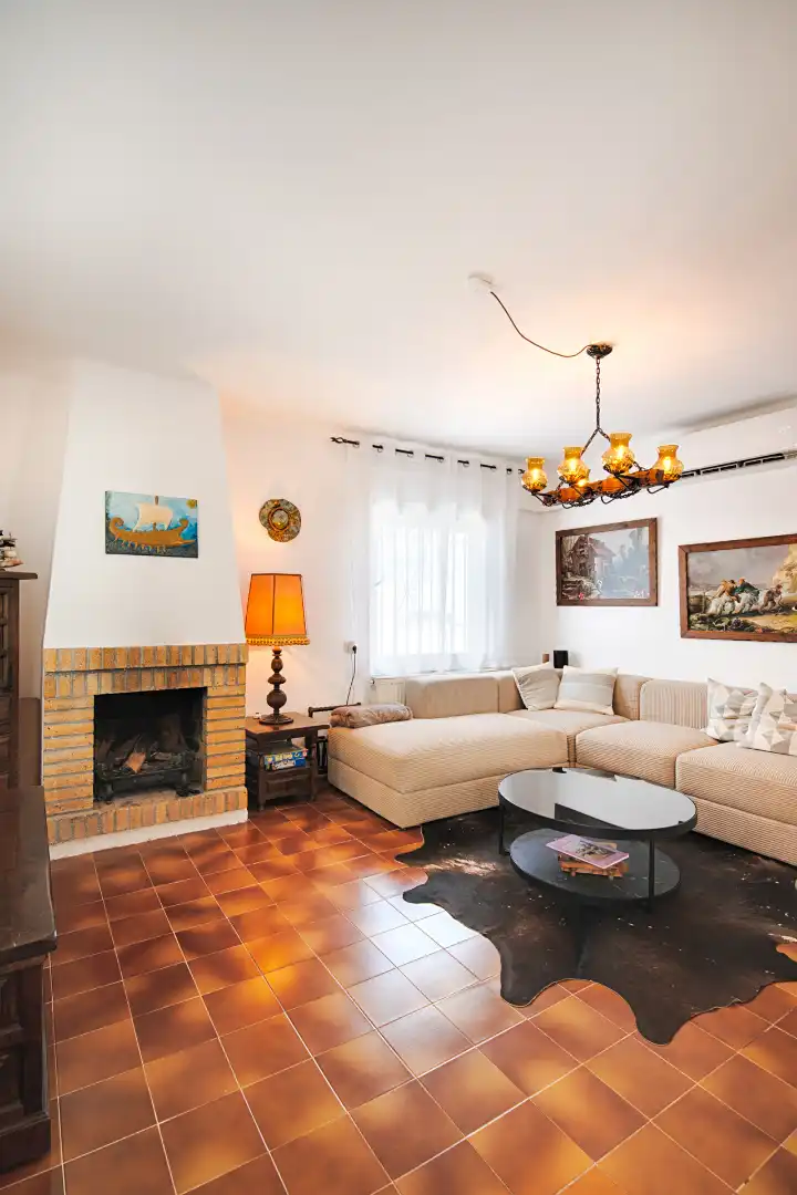 Living room of Houses for sale in Empuriabrava  with Air Conditioner and Private garden