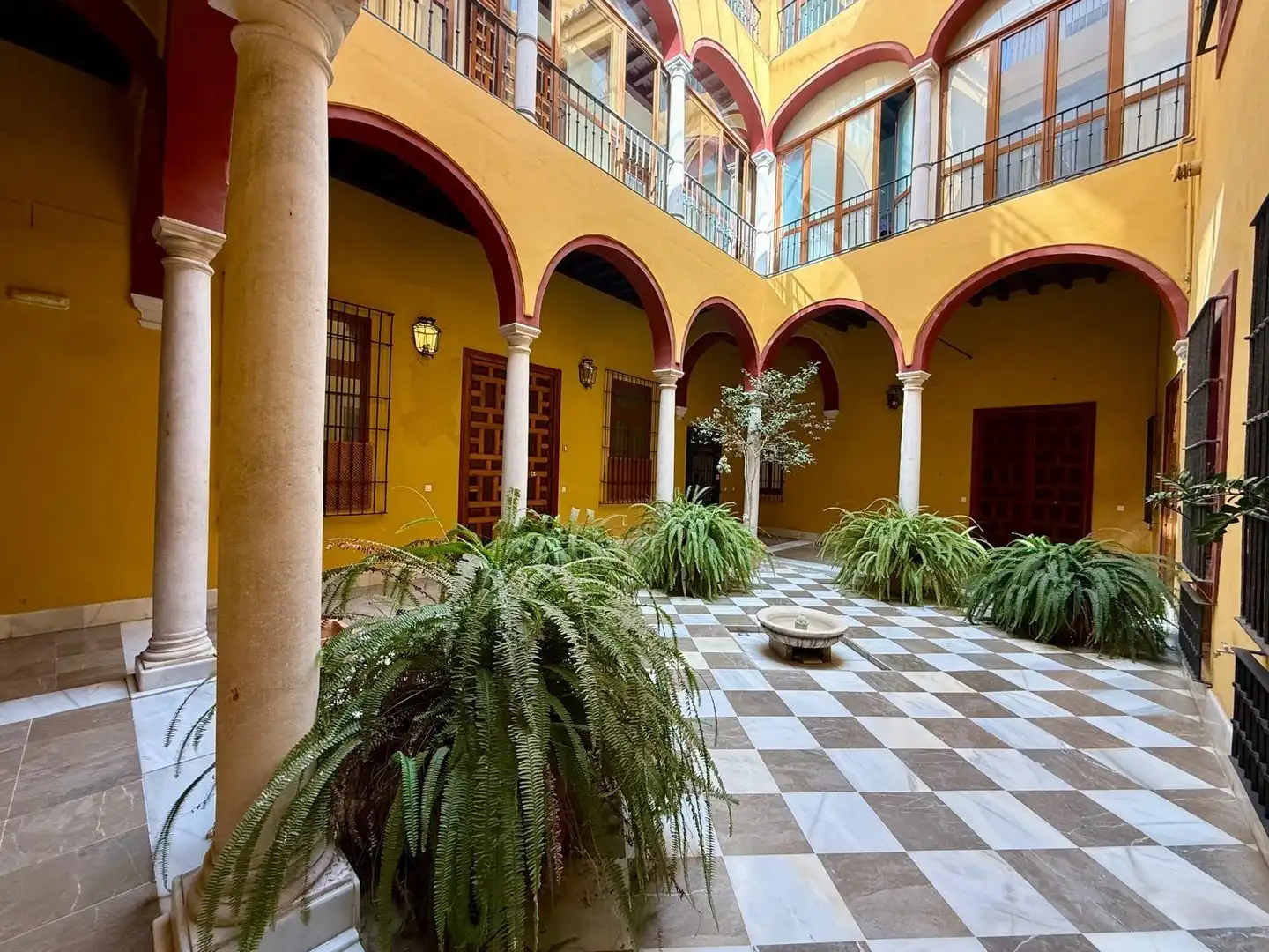 Exterior view of Flat for rent in Sevilla  with Air Conditioner, Heating and Furnished