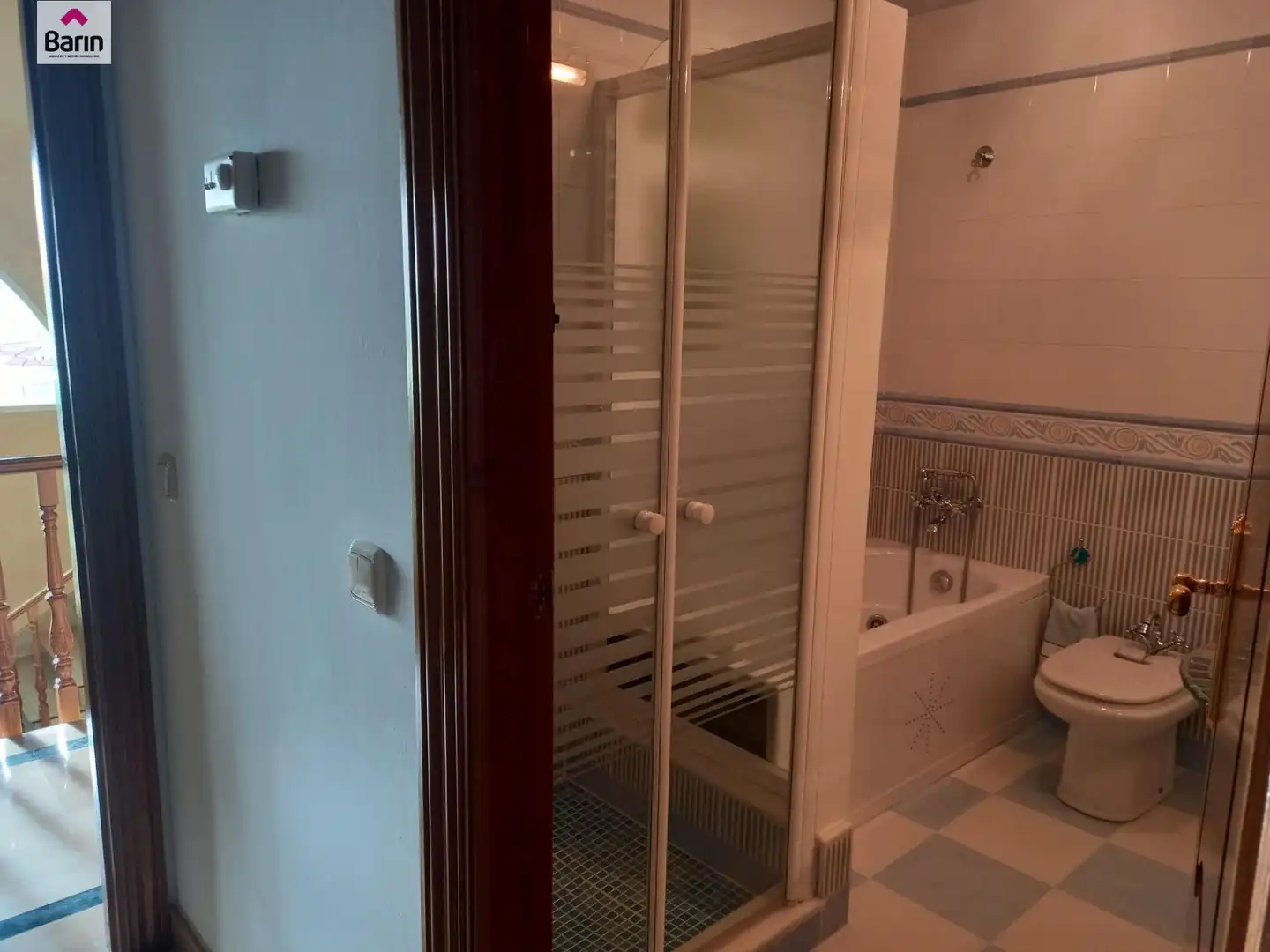 Bathroom of Houses for sale in Córdoba  with Air Conditioner, Private garden and Terrace
