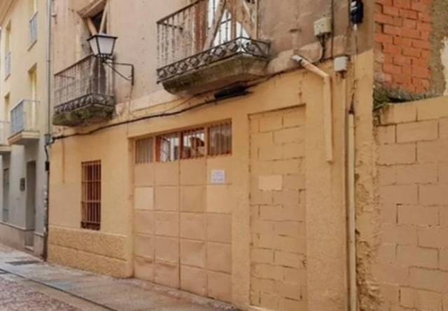 Terreno residencial en Venta en Calle Reina en Casco Antiguo