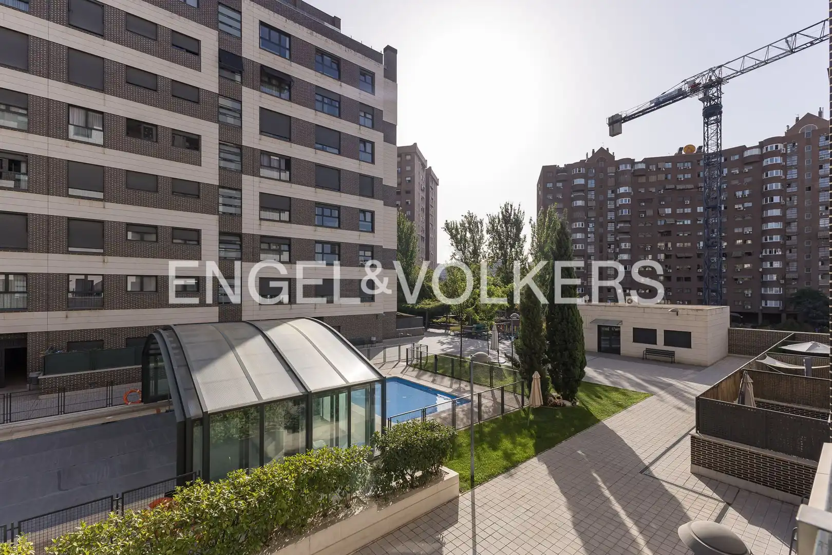 Flat for rent in Adelfas