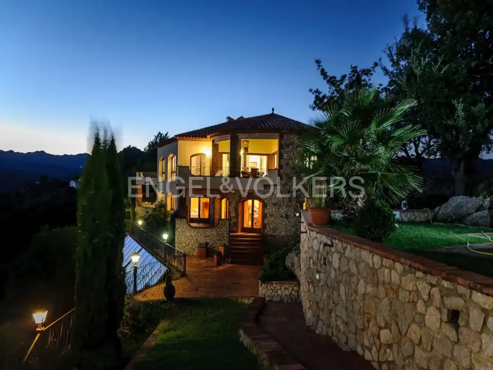 Vista exterior de Finca rústica en venta en Darnius con Aire acondicionado, Calefacción y Jardín privado