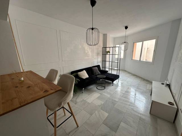 Piso en Alquiler en Calle Blas de Lezo en Parque Victoria Eugenia