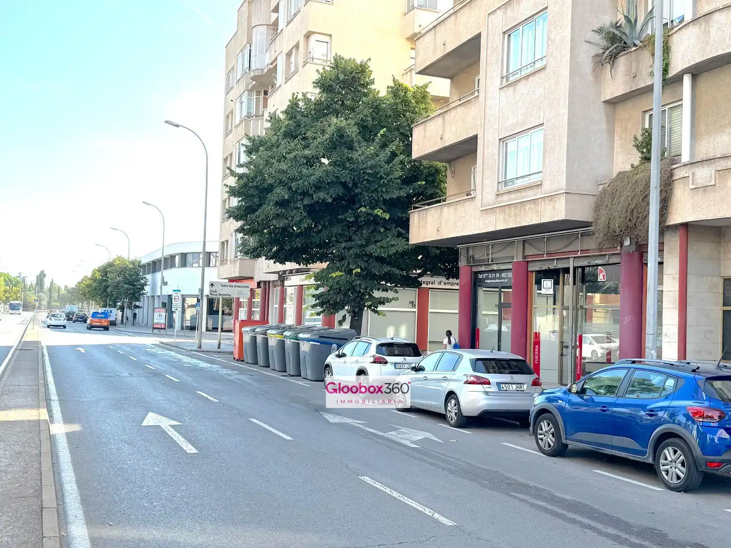Vista exterior de Local de lloguer en Reus amb Aire condicionat
