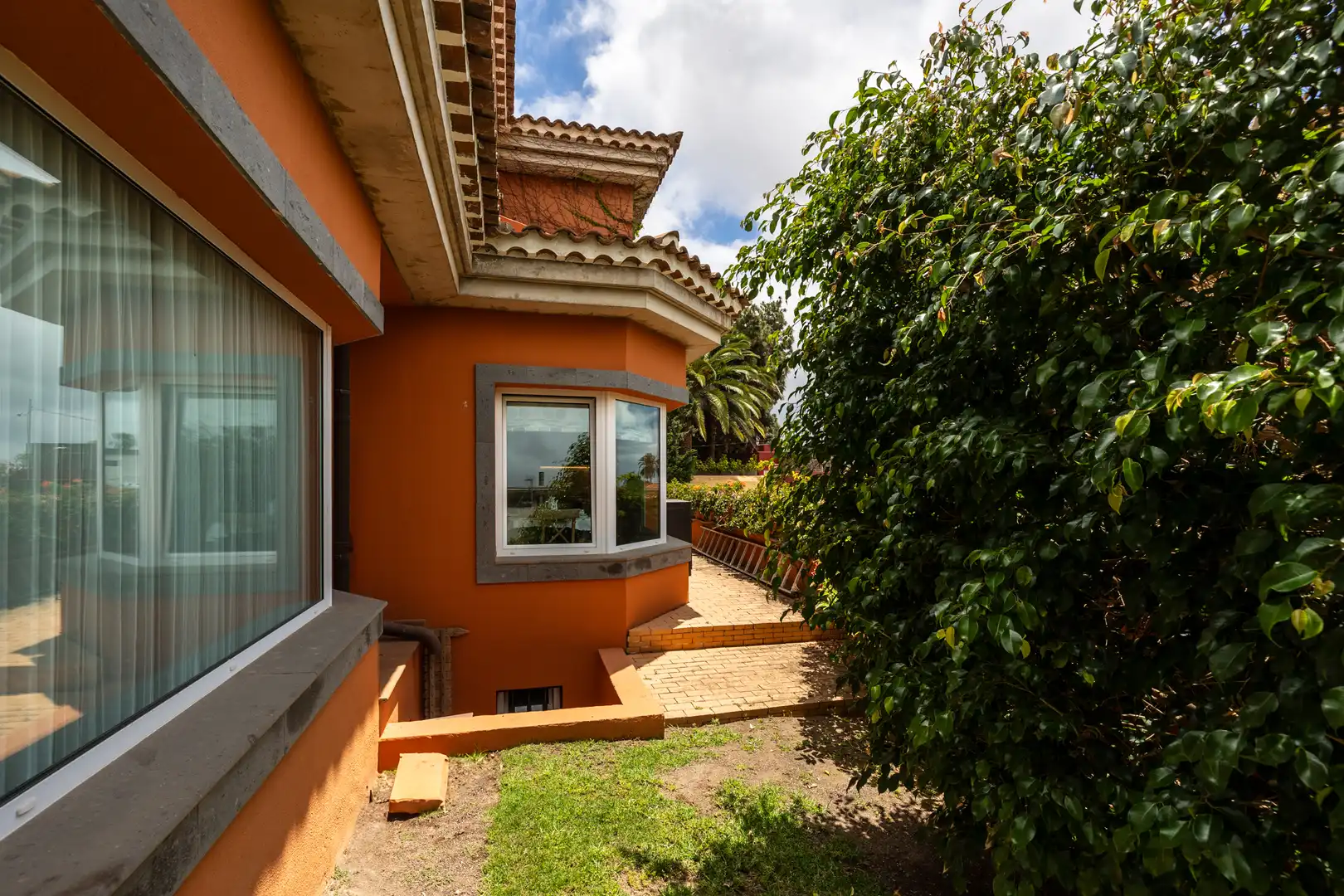 Vista exterior de Casa o chalet en venta en Las Palmas de Gran Canaria con Aire acondicionado, Calefacción y Jardín privado
