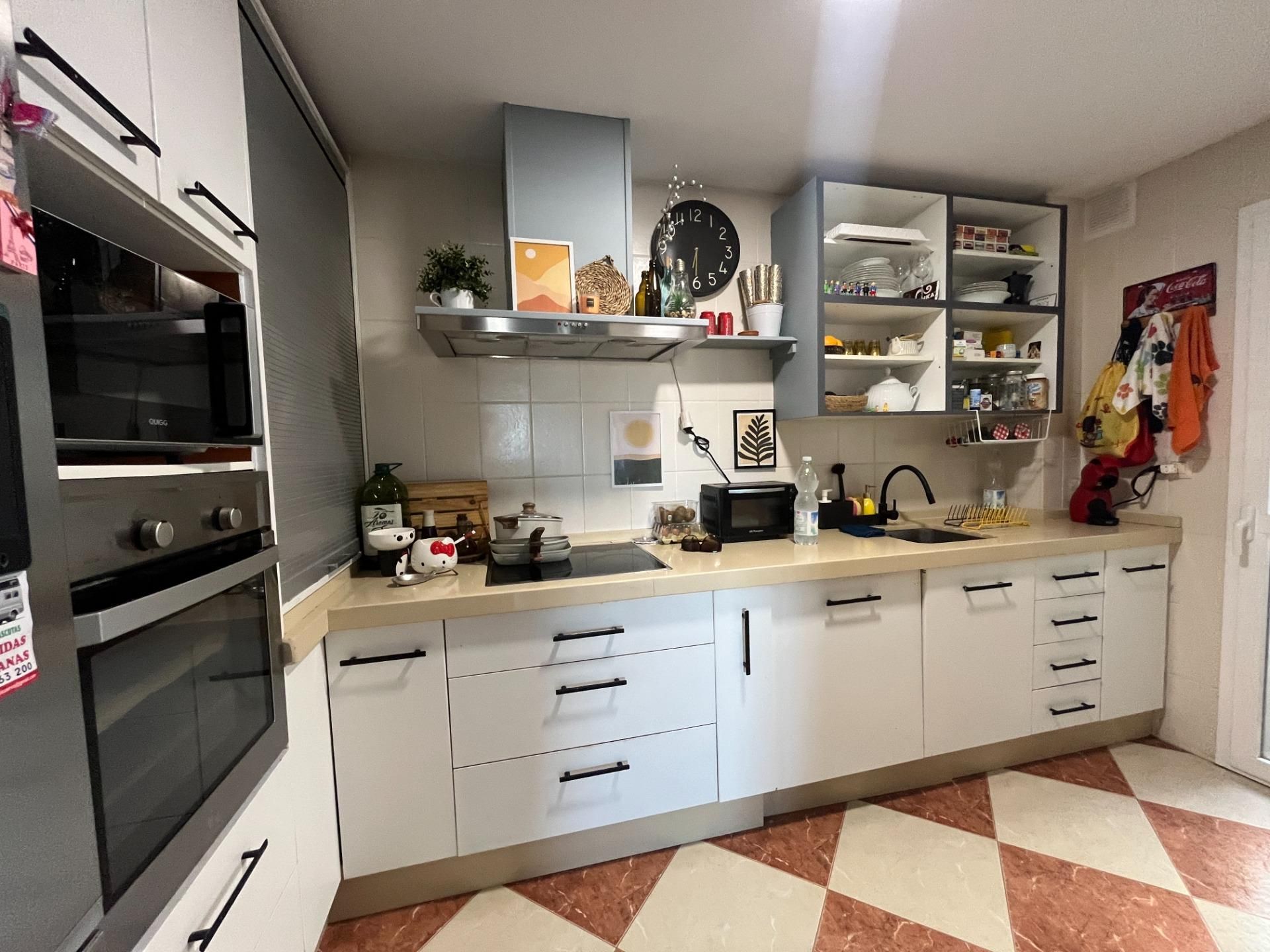 Kitchen of Flat for sale in Jerez de la Frontera  with Air Conditioner, Private garden and Terrace