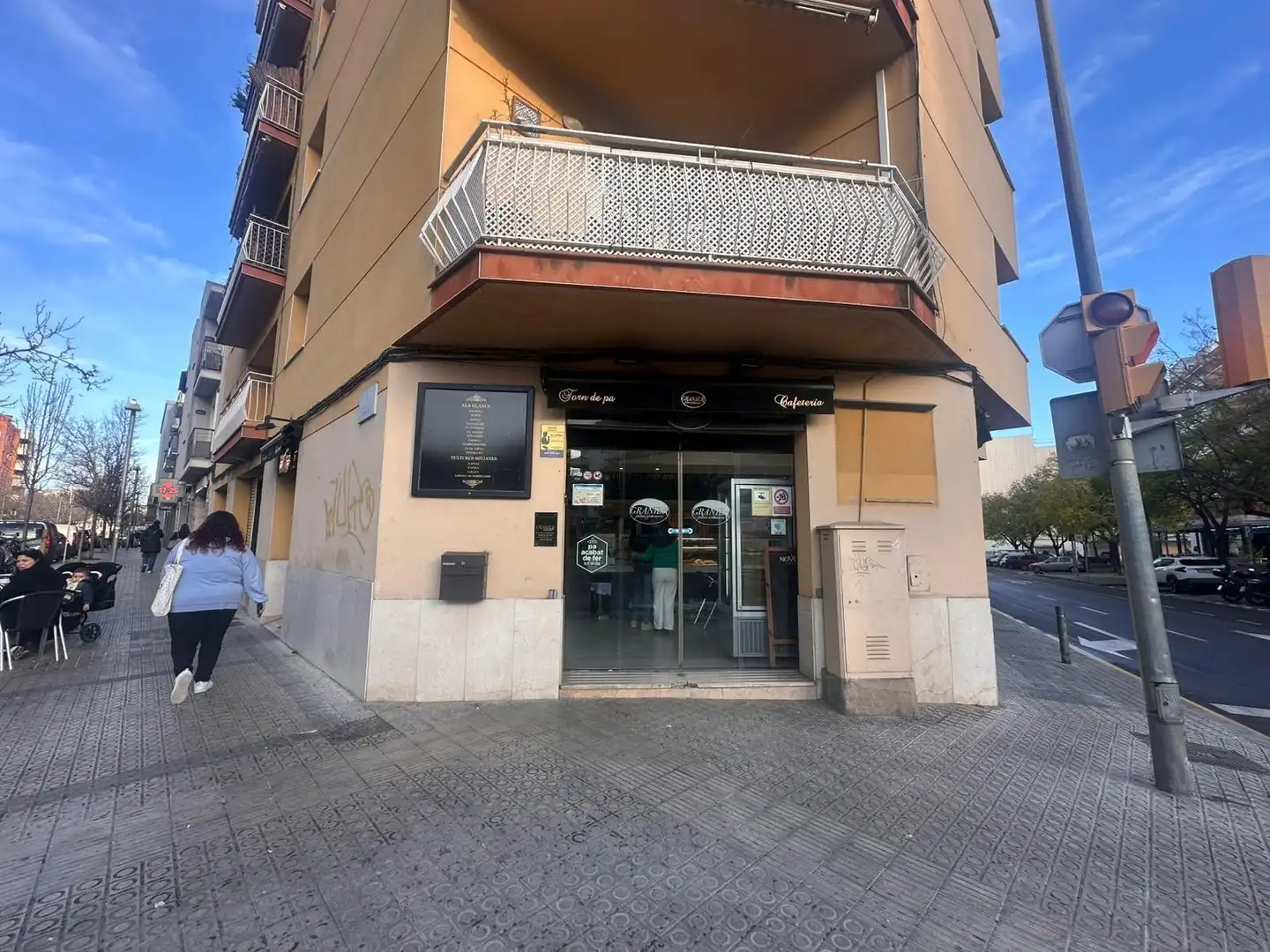 Locale commerciale in vendita a Calle PARE GARI