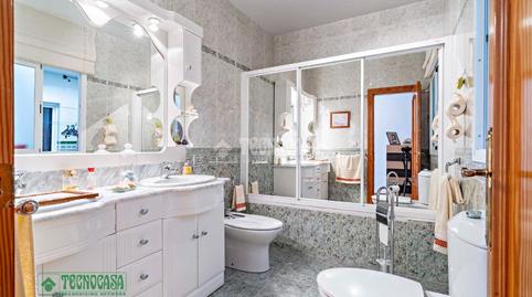 Foto 4 de Casa adosada en venda a Santo Domingo, Almería