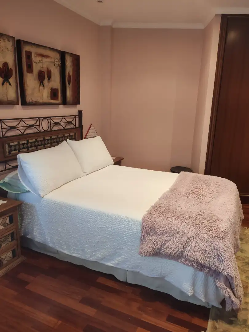 Habitación de Dúplex en venta en Arteixo con Calefacción, Parquet y Terraza