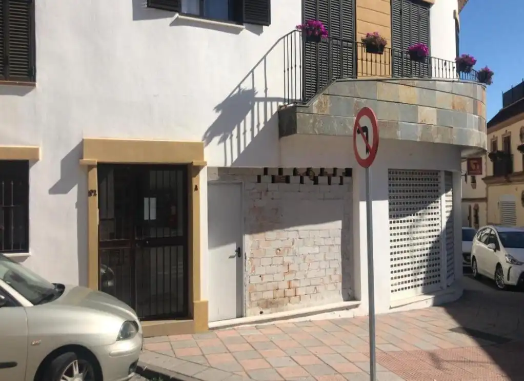 Local comercial en venda a Av Alcalde Don Juan Rodríguez