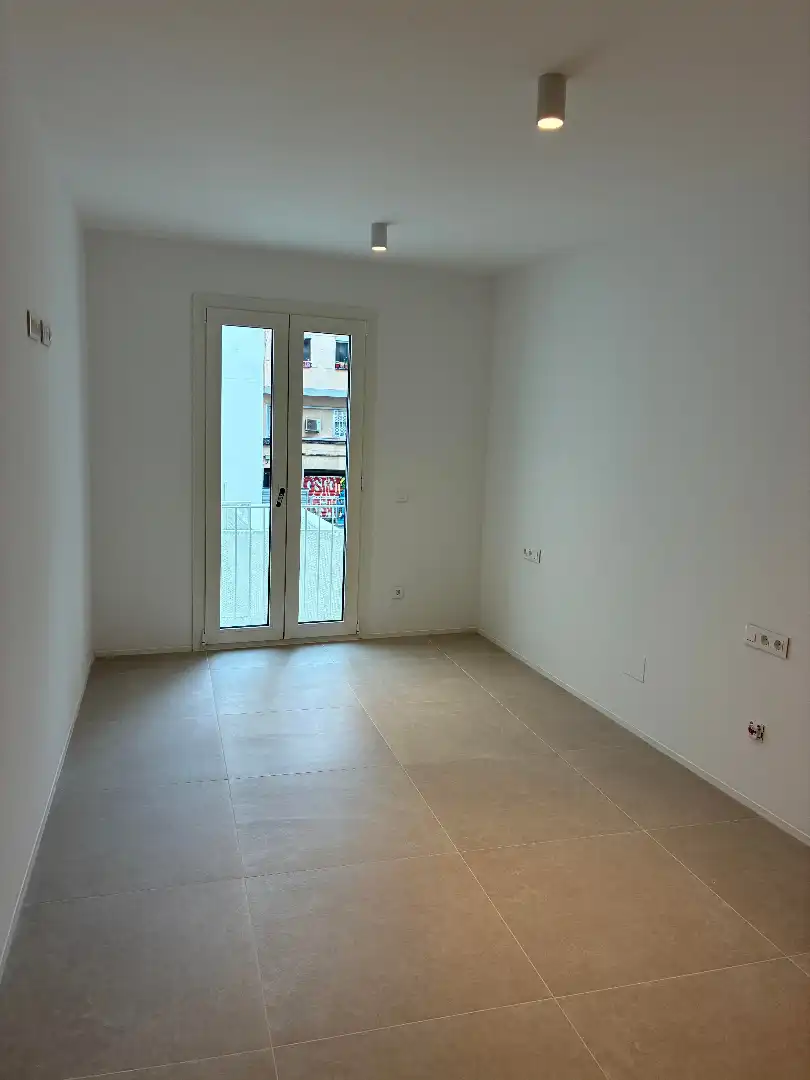 Planta baixa en venda a Travessera de Collblanc, 31, Collblanc