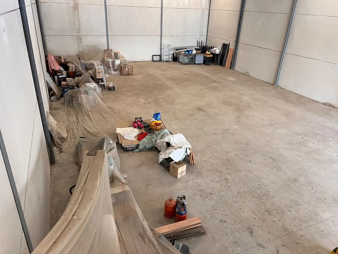 Nave industrial de alquiler en Salteras