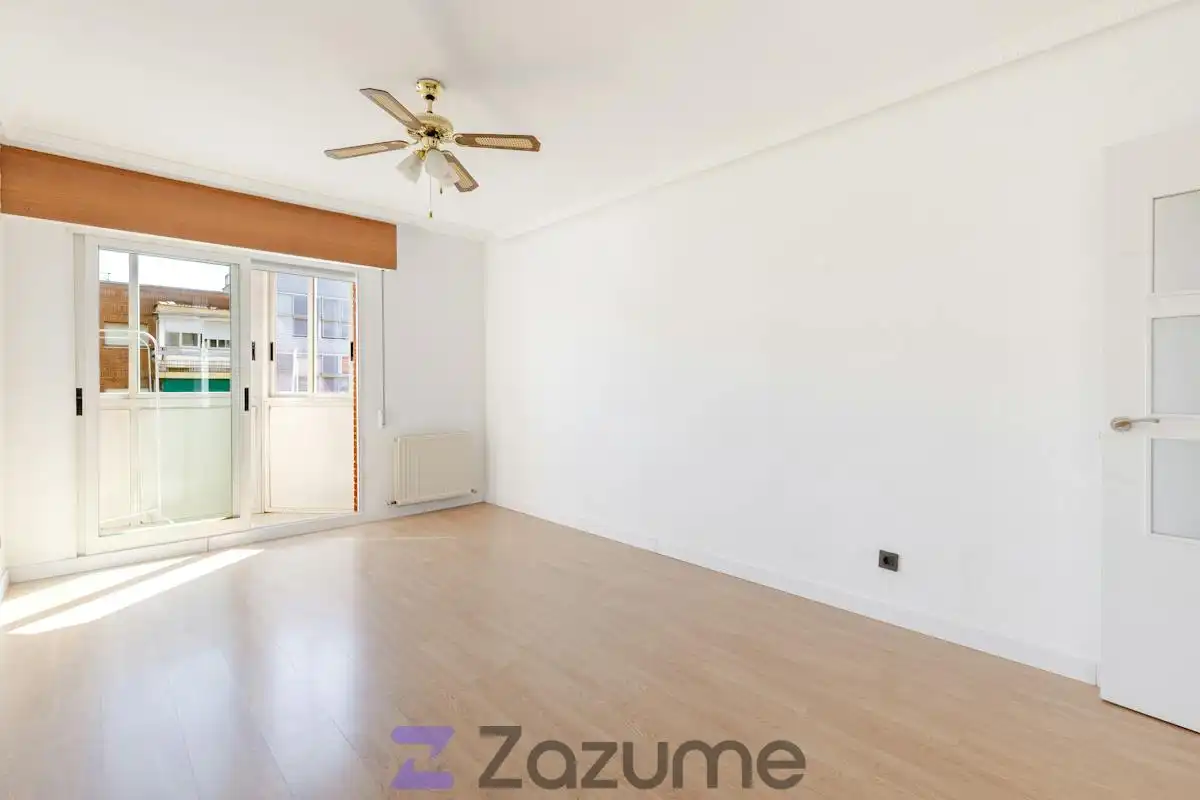 Piso con terraza en alquiler en C. de Sierra Toledana, imagen 27