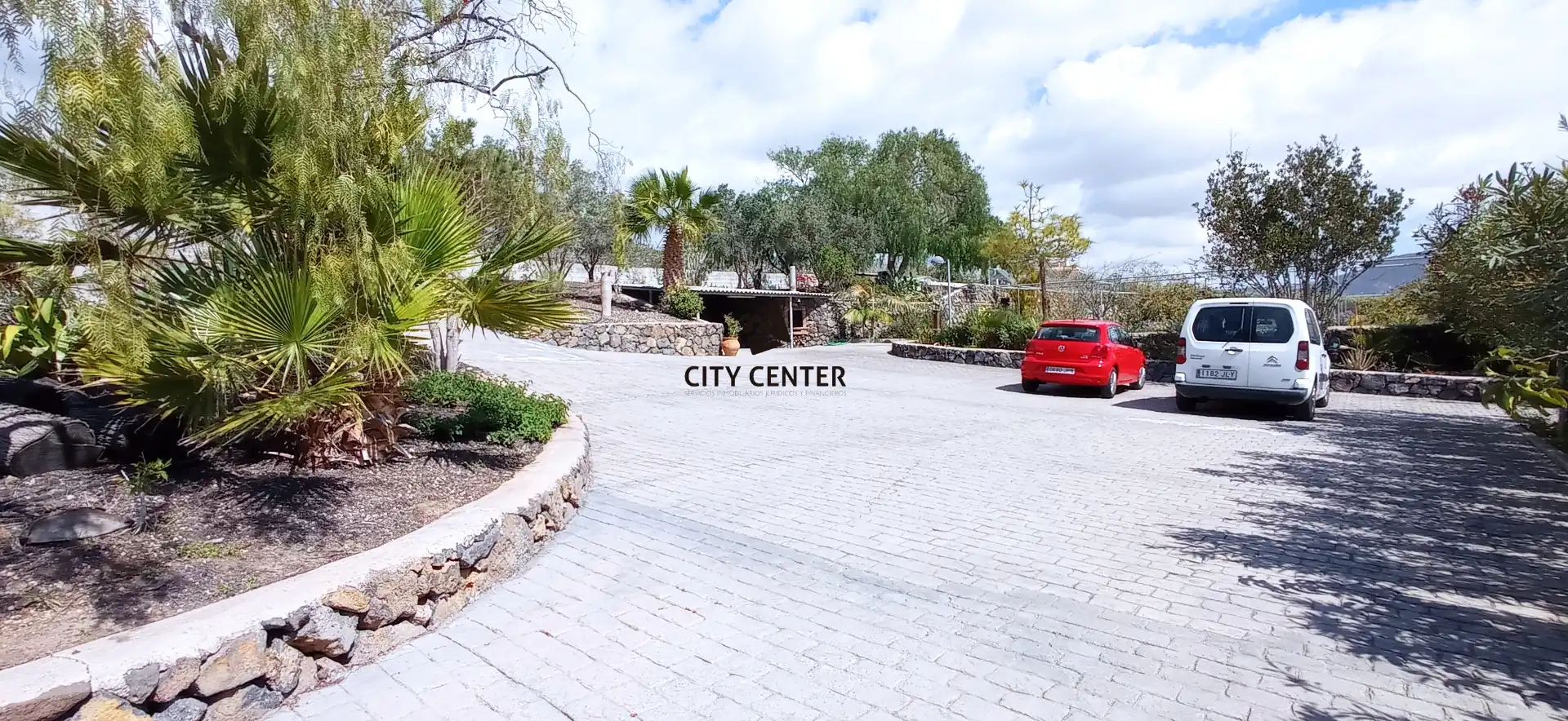 Exterior view of Detached homes for sale in San Miguel de Abona  with Private garden, Swimming Pool and Furnished