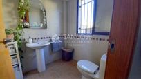 Bathroom of House or chalet for sale in Elda  with Air Conditioner and Swimming Pool