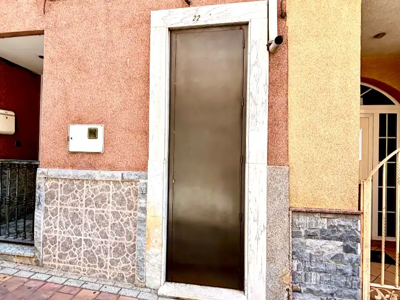 Vista exterior de Pis en venda en Molina de Segura amb Aire condicionat, Terrassa i Balcó