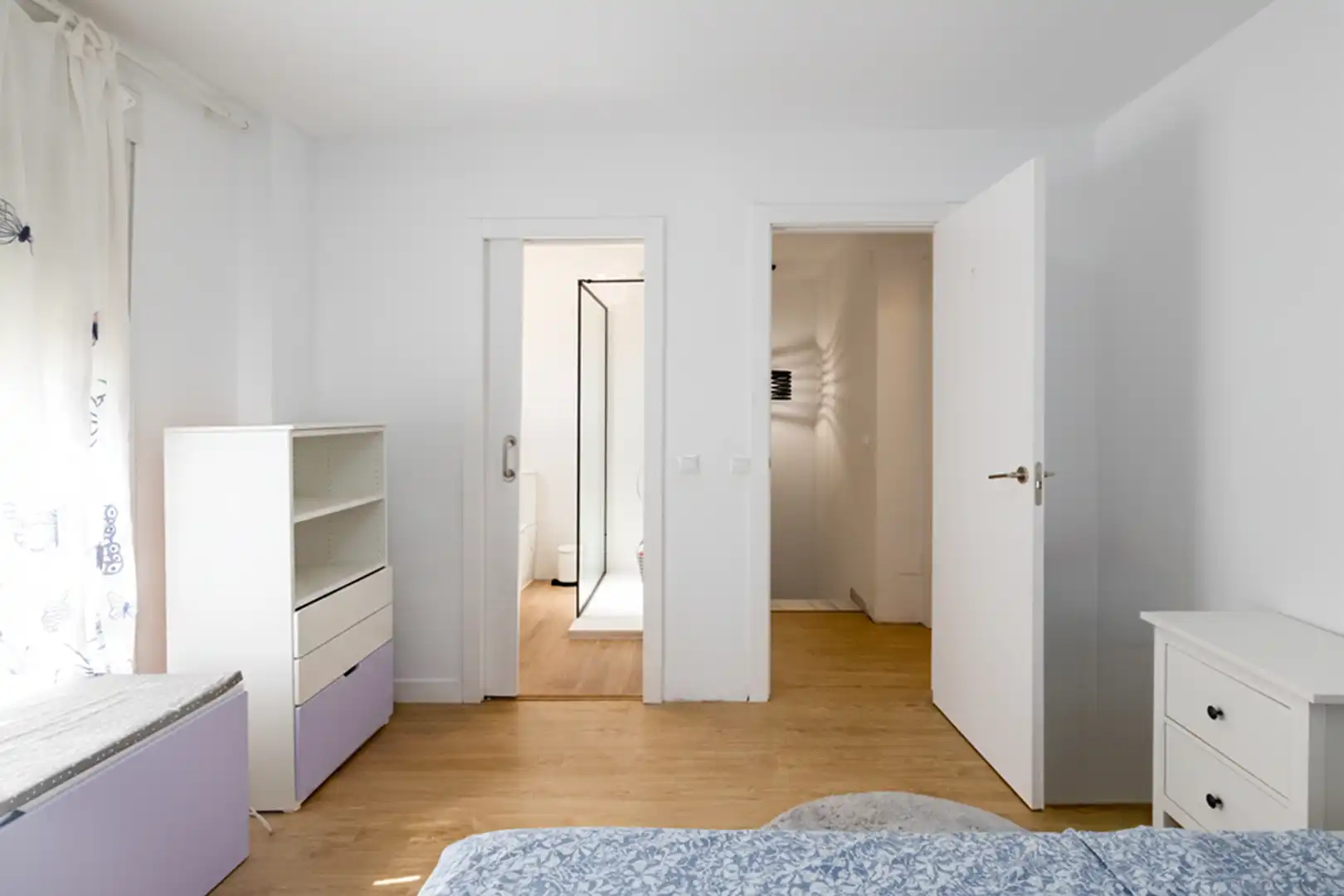 Habitación de Casa adosada en venta en Málaga con Aire acondicionado, Calefacción y Jardín privado