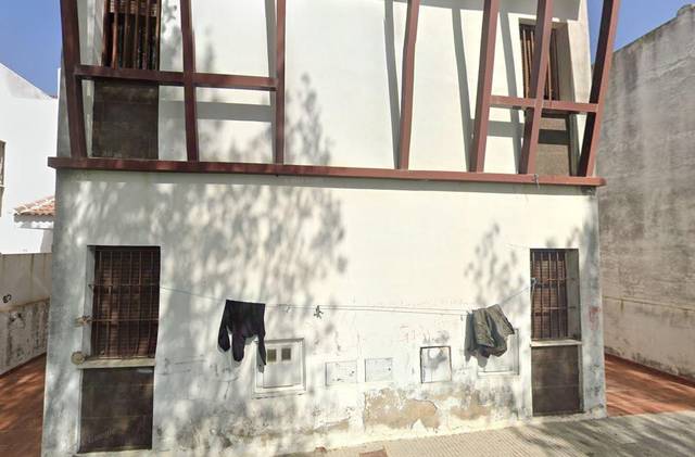 Casa-chalet en Venta en  OREGANO en Cortegana