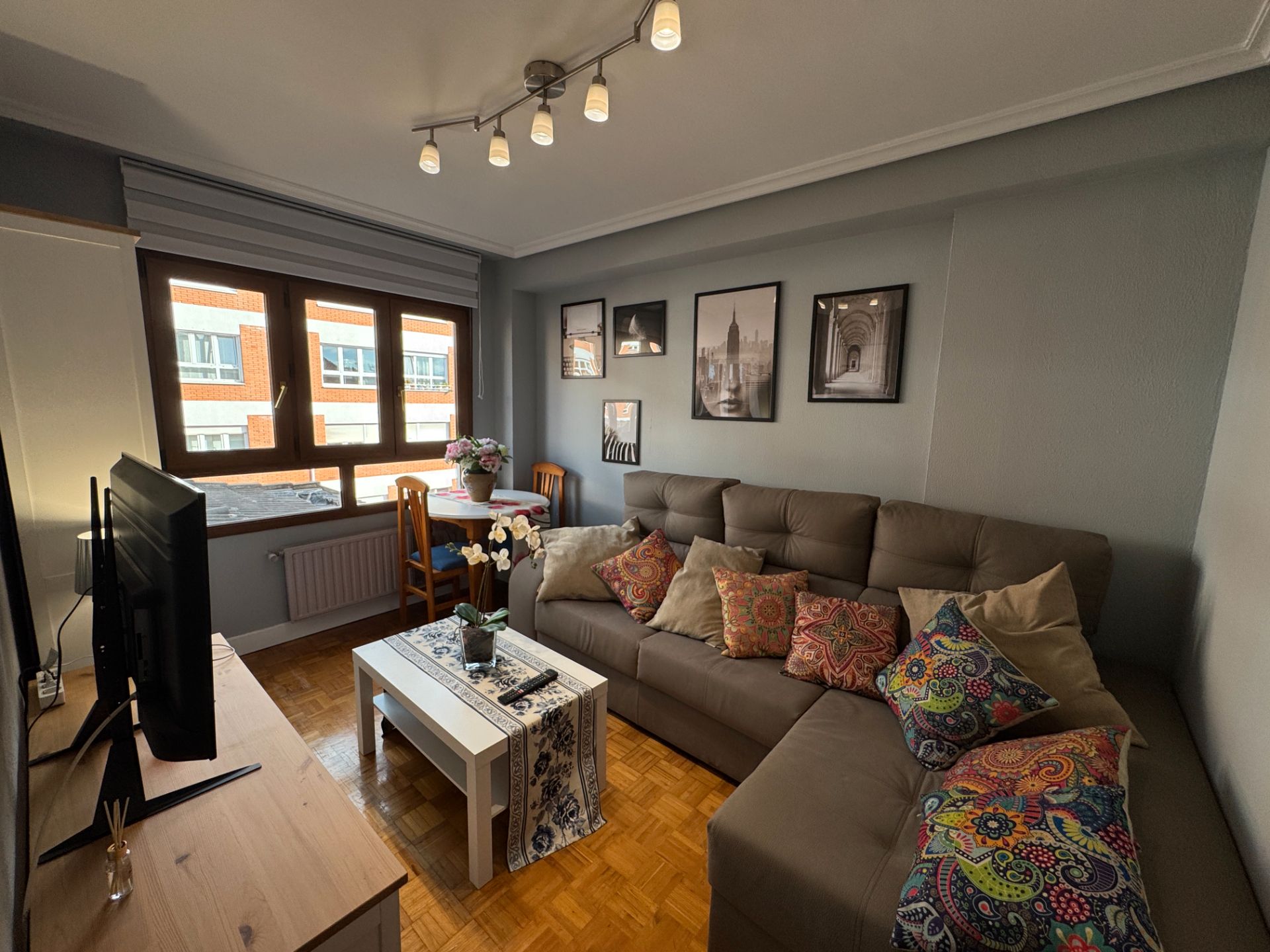 Apartment to rent in Calle Augusto Junquera, 26, Ciudad Naranco - Prados de La Fuente