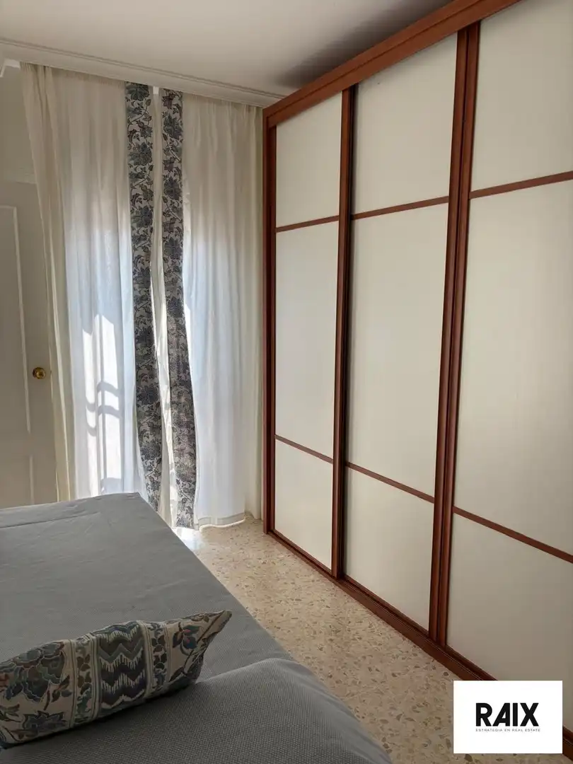 Habitación de Casa o chalet en venta en Algeciras con Calefacción, Terraza y Trastero