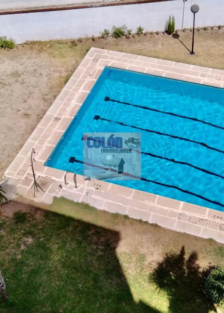 Àtic amb piscina en venda a Martos, imagen 4