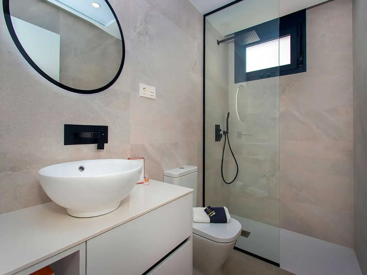 Chalet con piscina en venta en Avenida Cristo Resucitado, imagen 6