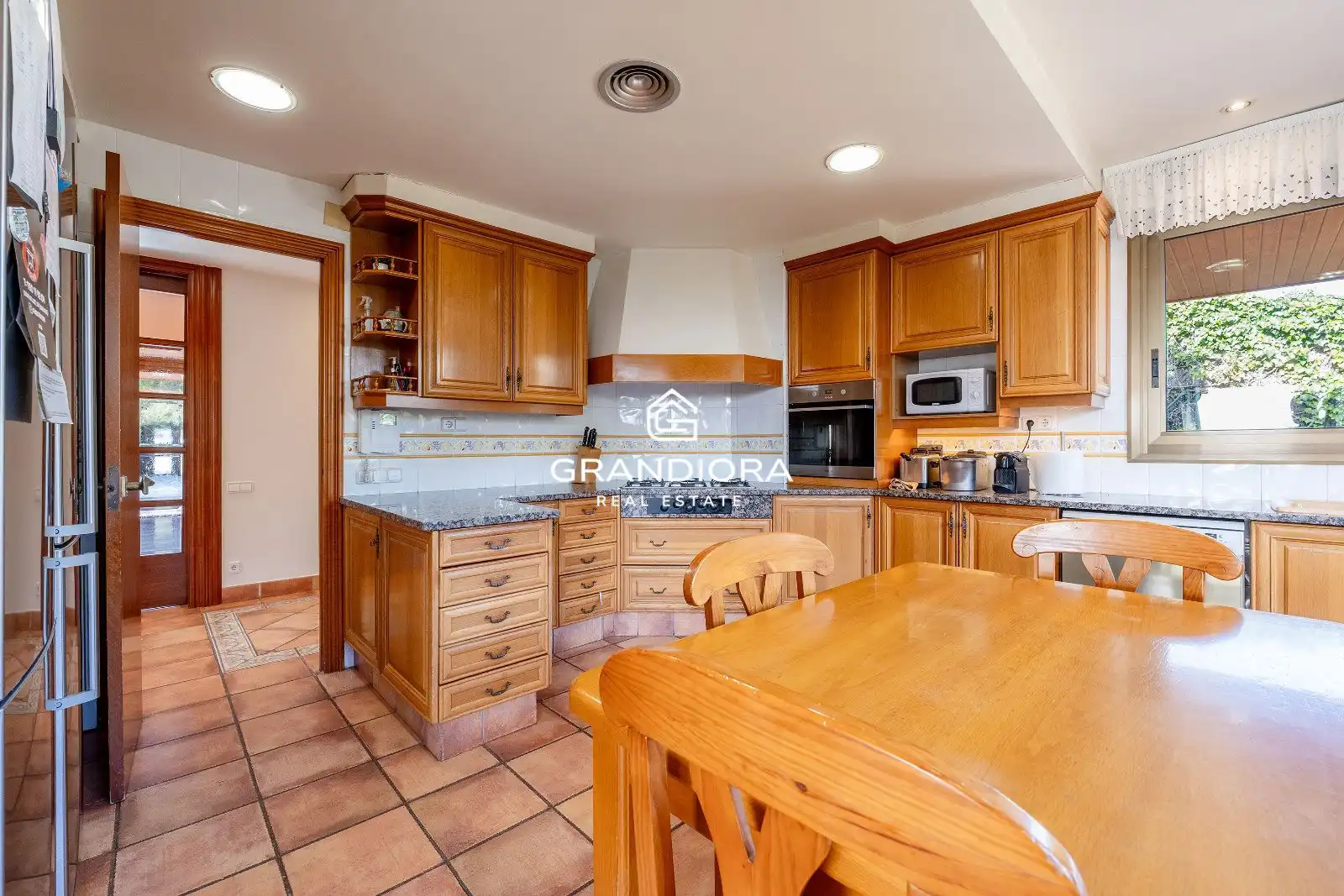 Detached house with pool for sale in Calle Llaüt, imagen 12
