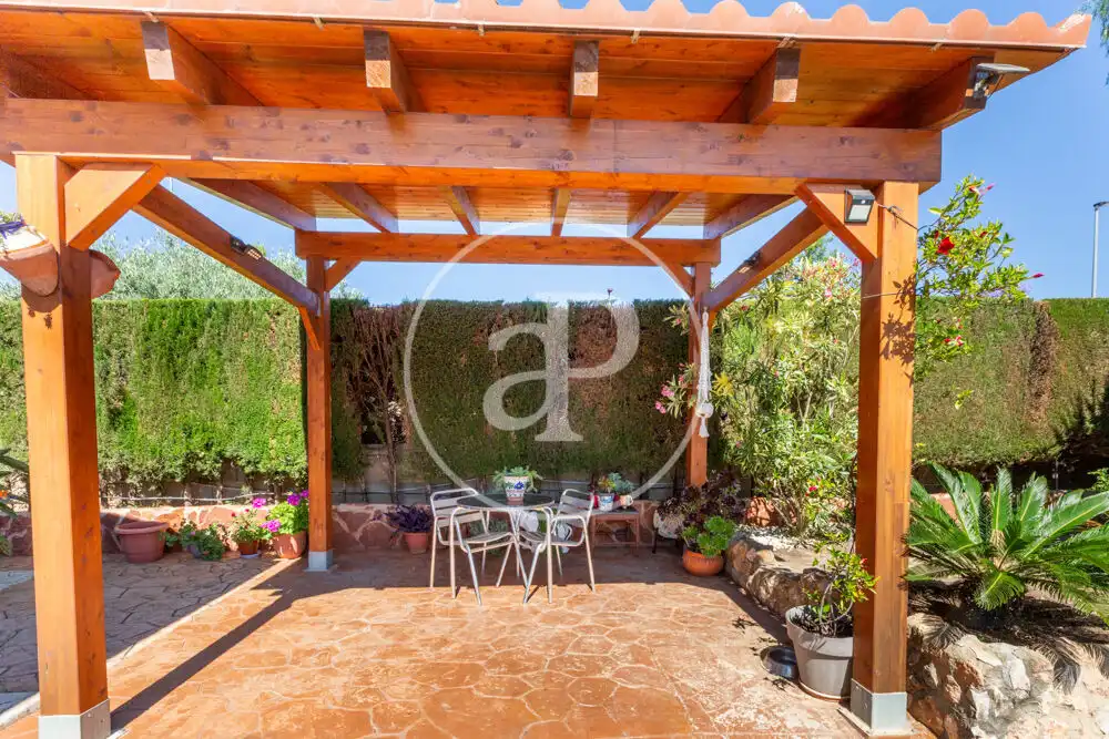 Terraza de Casa o chalet en venta en Montroi / Montroy con Aire acondicionado, Calefacción y Jardín privado