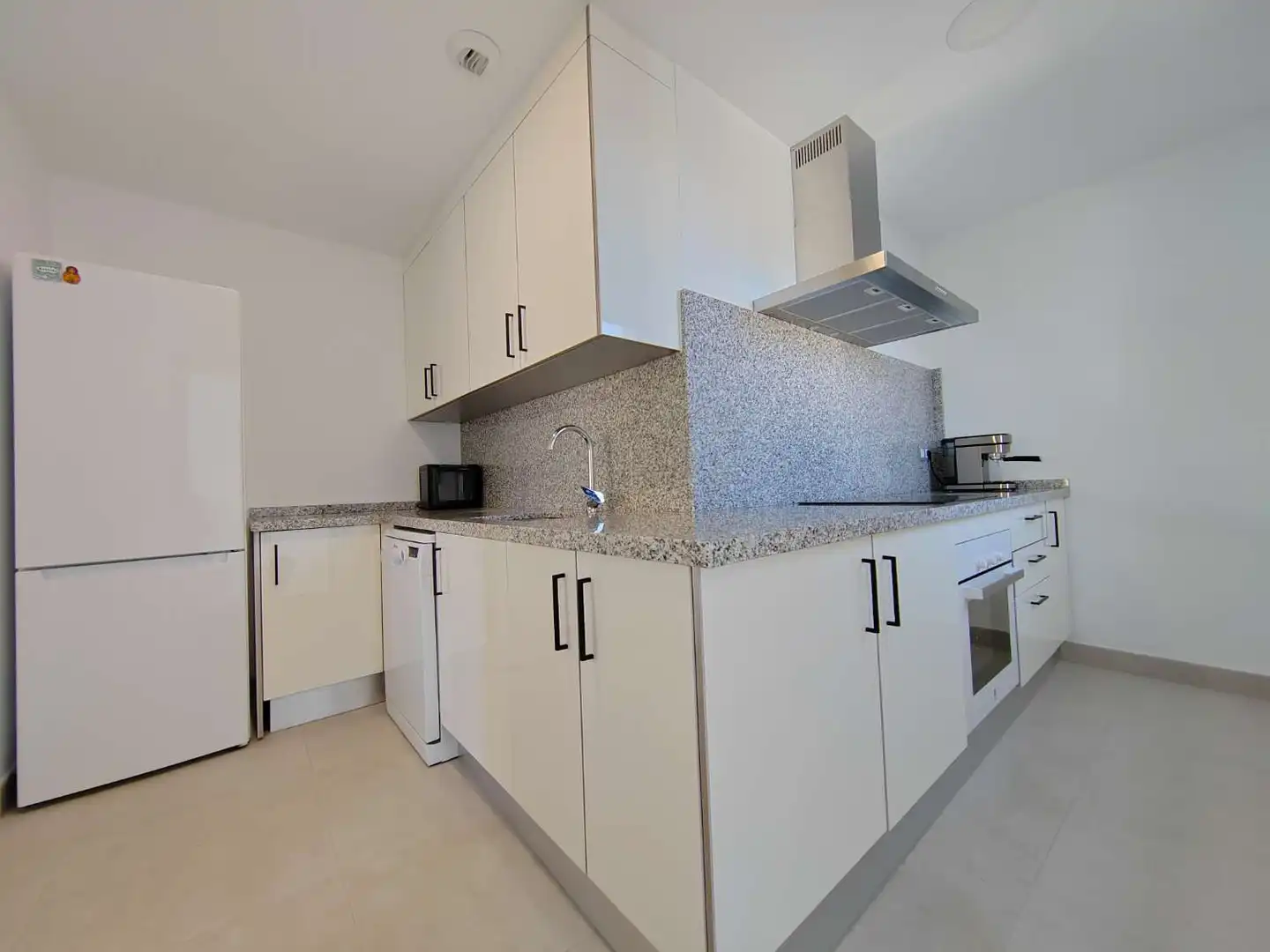 Kitchen of Attic for sale in Vélez-Málaga  with Air Conditioner, Swimming Pool and Internet