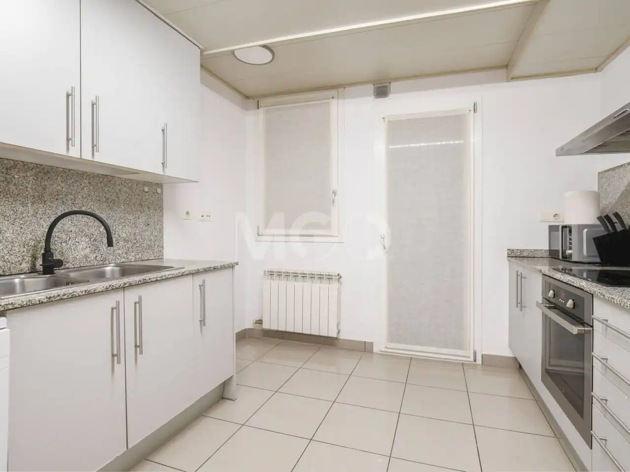 Piso con ascensor en venta en Calle Canigó, imagen 6