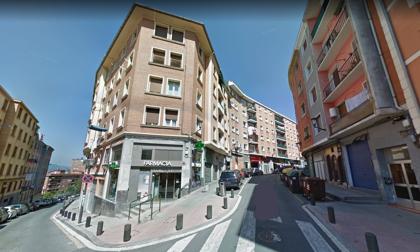 Vista exterior de Planta baja en venta en Bilbao 