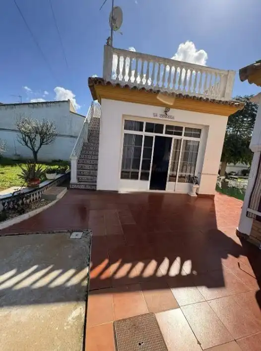 Vista exterior de Finca rústica en venda en Chiclana de la Frontera amb Aire condicionat, Jardí privat i Terrassa