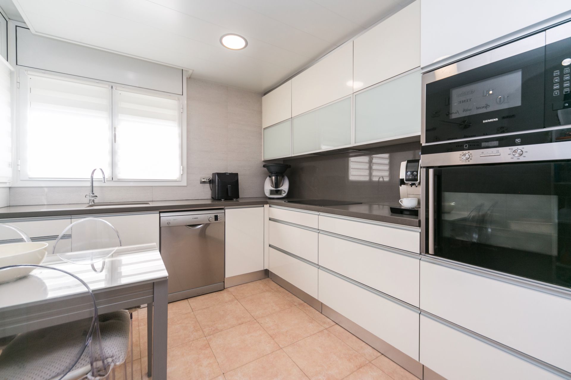 Kitchen of House or chalet for sale in Abrera  with Air Conditioner, Heating and Private garden