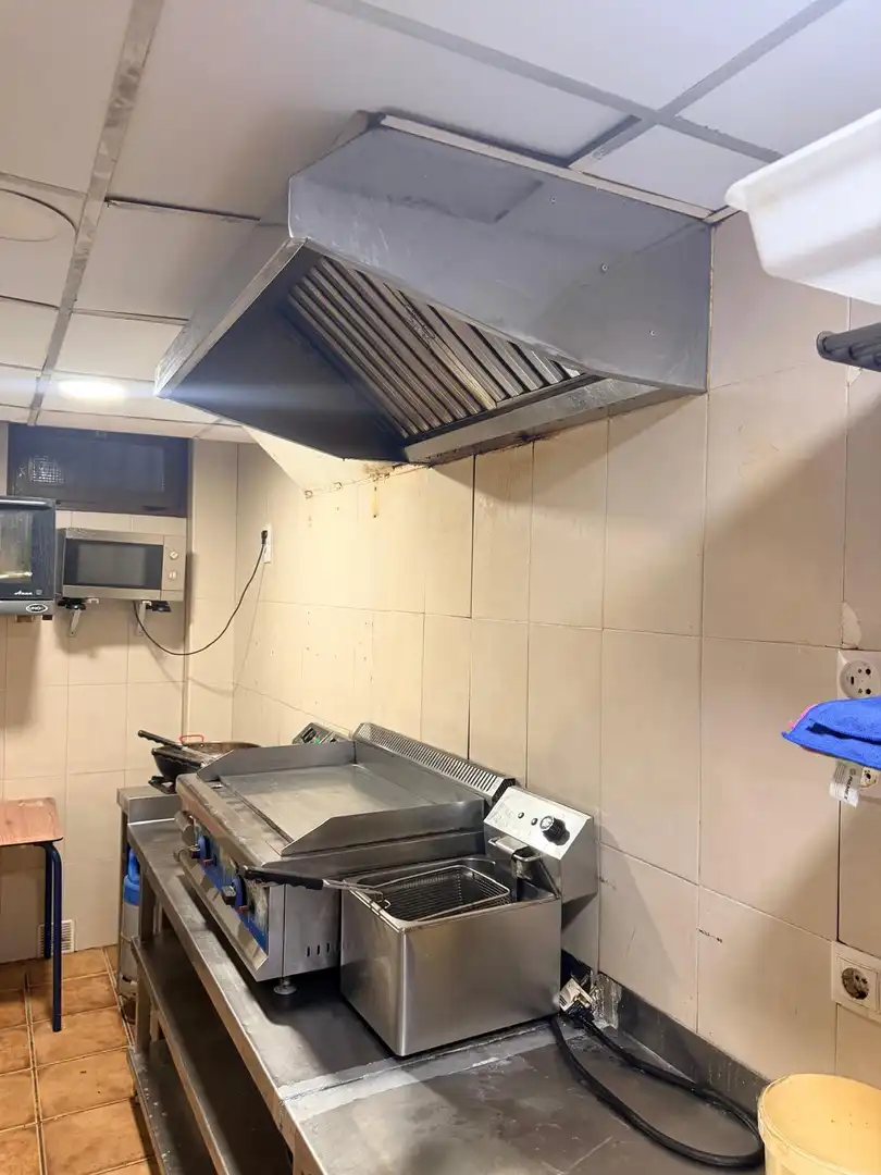 Cocina de Local de alquiler en Granada