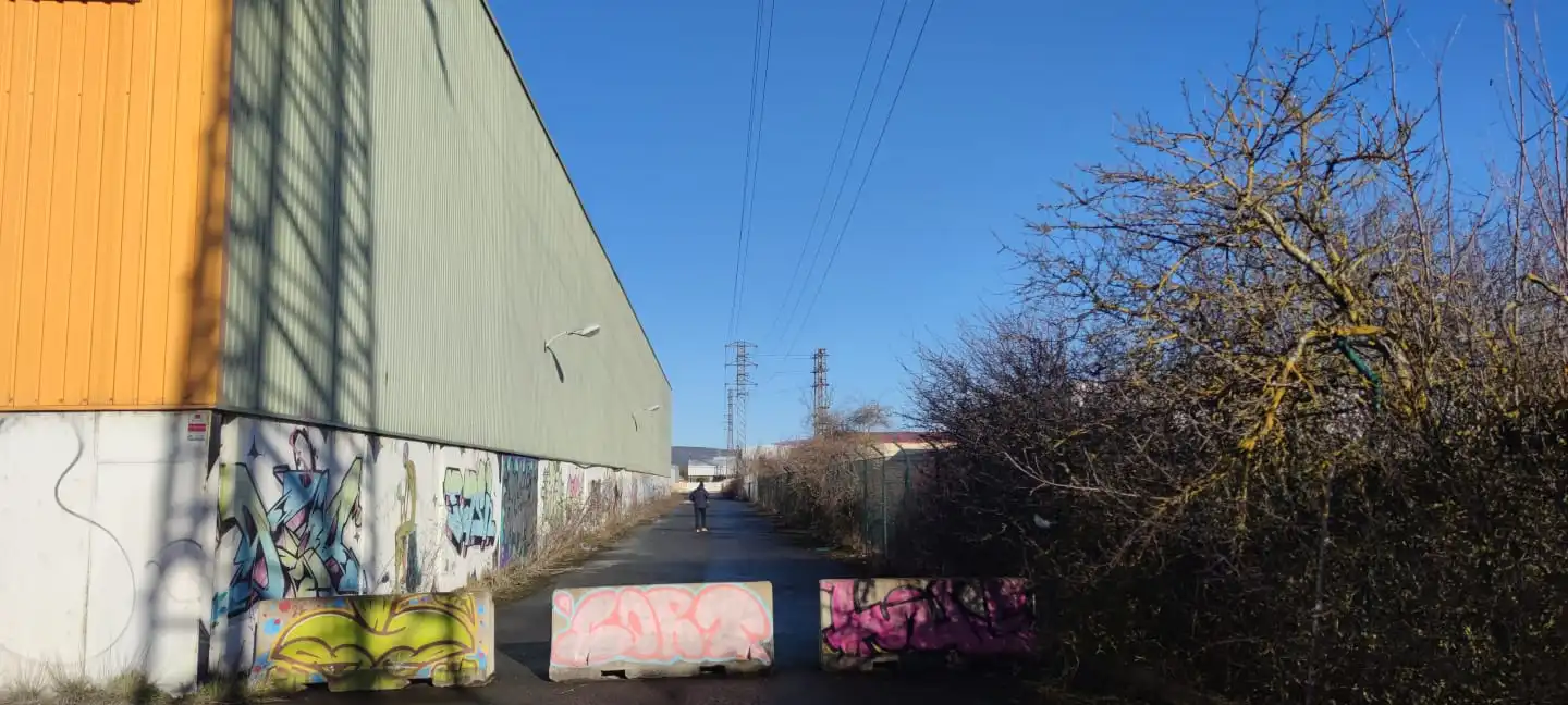 Vista exterior de Nave industrial en venta en Vitoria - Gasteiz
