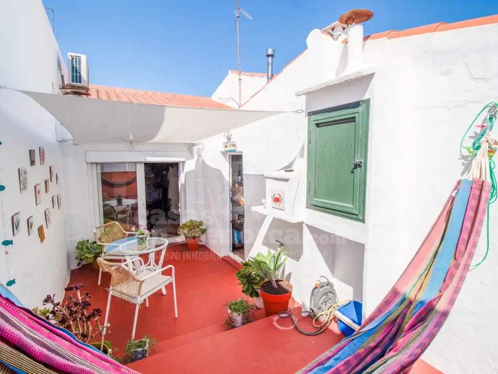 Vista exterior de Casa o xalet en venda en Maó - Mahón amb Aire condicionat i Terrassa
