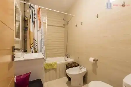 Bathroom of Houses for sale in Padul