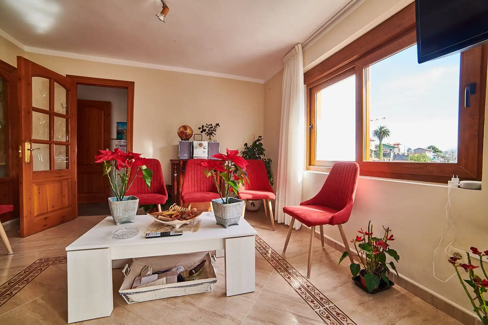 Sala de estar de Casa o chalet en venta en Llanes con Calefacción, Jardín privado y Trastero